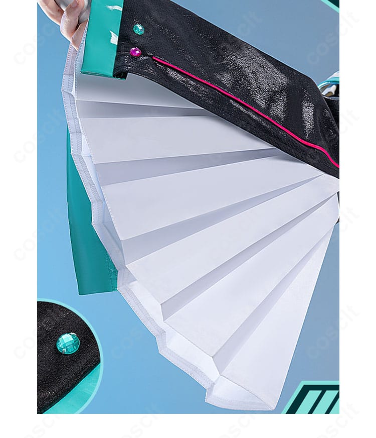 初音ミク コスプレ 袖口装飾アップ|繊細なステッチとアクセントカラーが印象的な仕上がり