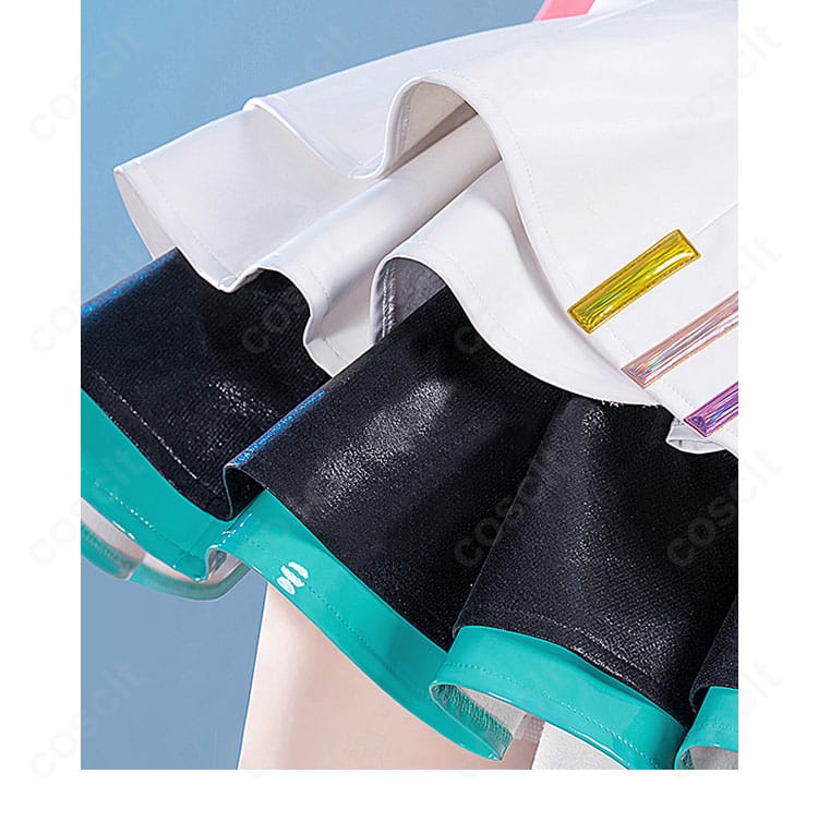 初音ミク 10th コスプレ 衣装スカート裾ディテール|軽やかに広がるシルエットで動きやすさ抜群