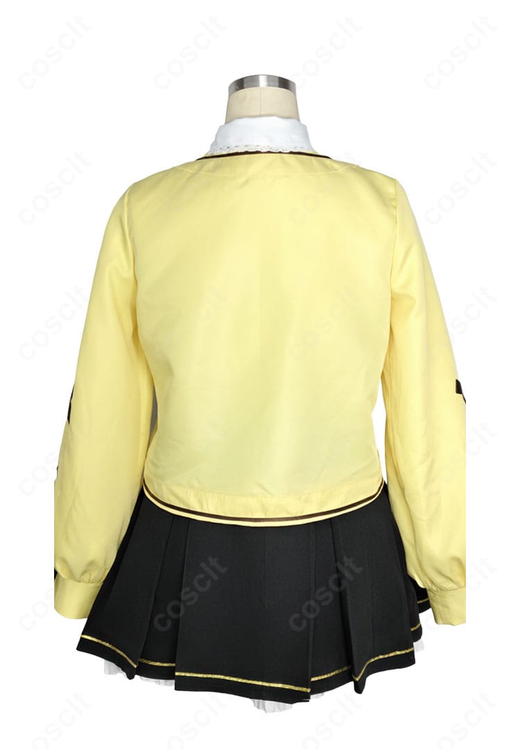 衣斐レナ コスプレ衣装 背面｜コートのバックデザインとスカートの広がり【イベント・撮影会向け】