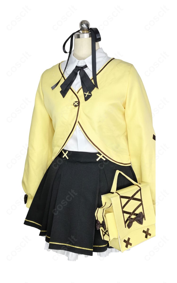 ブルアカ 衣斐レナ コスプレ衣装 右側面｜肩〜裾のライン・レッグカバーのフィット感を確認