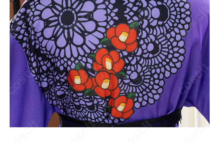 藤堂ユリカ衣装 背面柄デザインと和風ゴシック装飾ディテール