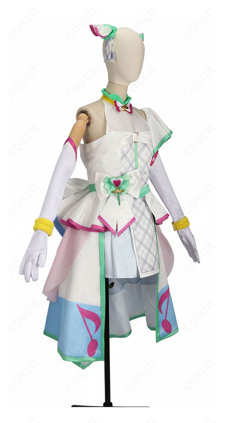 キュアズキューン コスプレ衣装 右側アングル|立体感とシルエットを確認できるサイドビュー