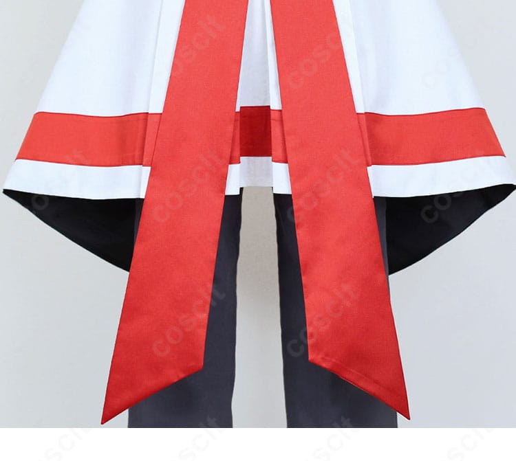 兎山悟 コスプレ衣装 背面裾ディテール|動きやすさとデザイン性を両立した背面構造。