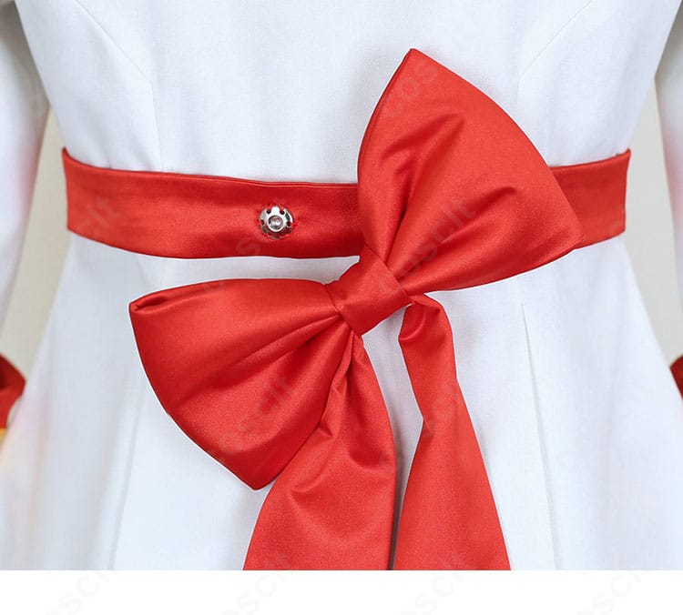 兎山悟 コスプレ衣装 ボタン留め部分ディテール|手作業の丁寧な縫製でしっかりした仕上がり。