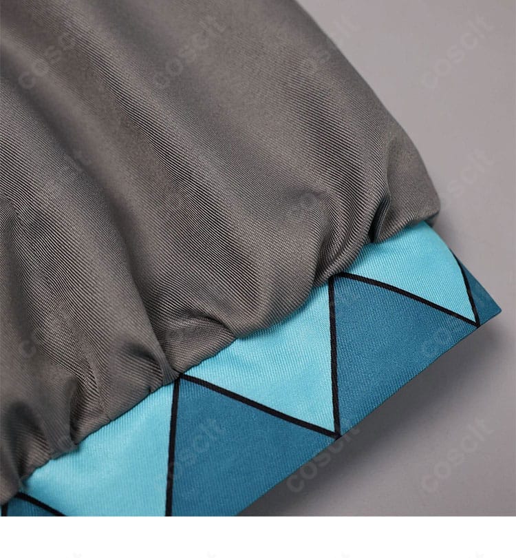 初音ミク コスプレ衣装 裾ディテール写真|動くたびに映える軽やかさを表現