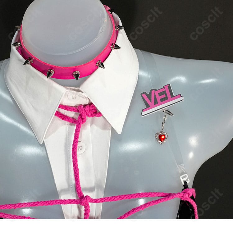 ベルベット コスプレ衣装 つけ襟・胸元装飾の細部画像|バニー怪盗風デザイン