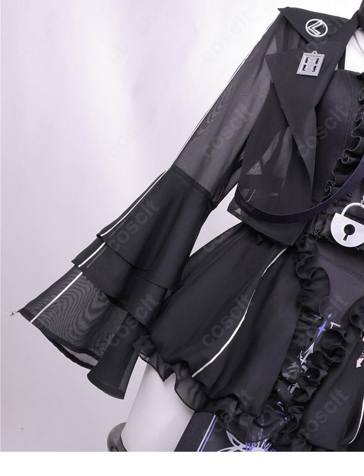 ラプラス・ダークネス 衣装 袖部分の装飾ディテール|ホロライブ コスプレ