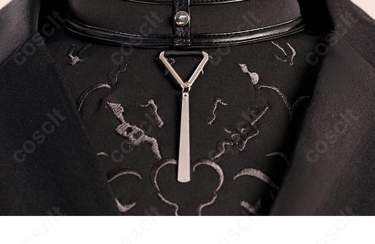 にじさんじ葛葉ヒットマン衣装 コスプレ 襟元装飾の細部アップ