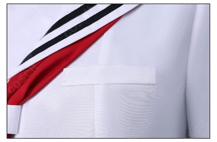 八百歳比名子 コスプレ衣装 胸ポケット装飾|制服ディテール