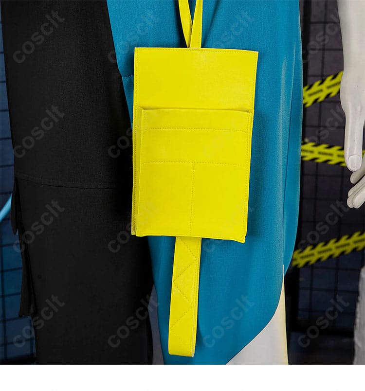 腰のポーチ装飾を写したカナリィ コスプレ衣装 ポーチディテール