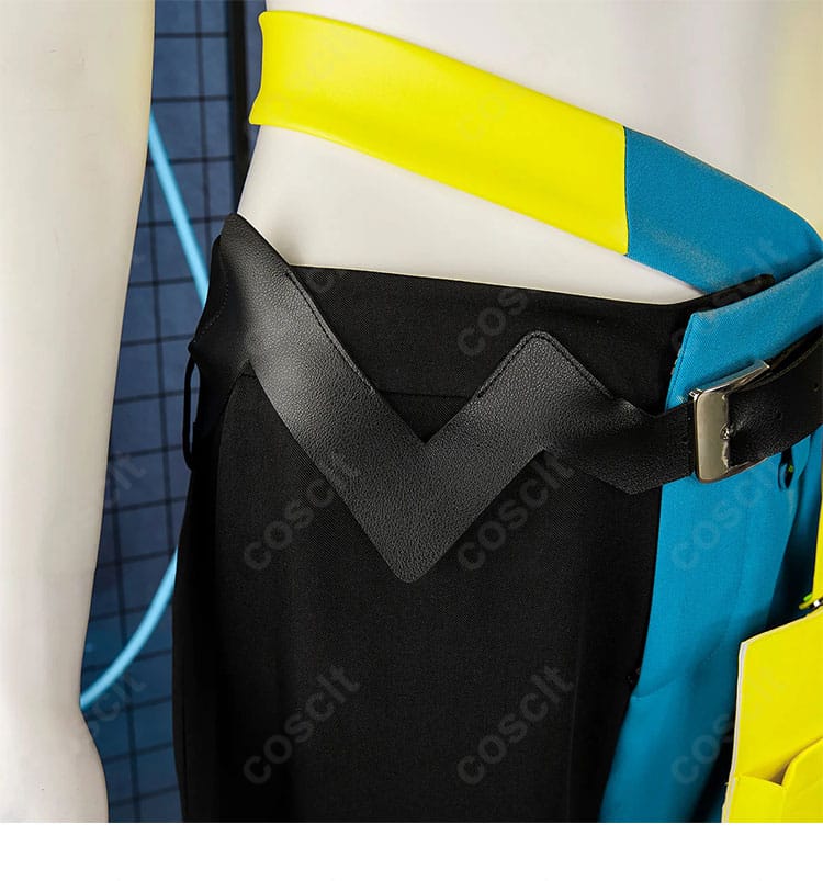 腰ベルトと装飾を写したカナリィ コスプレ衣装 ベルト部分ディテール