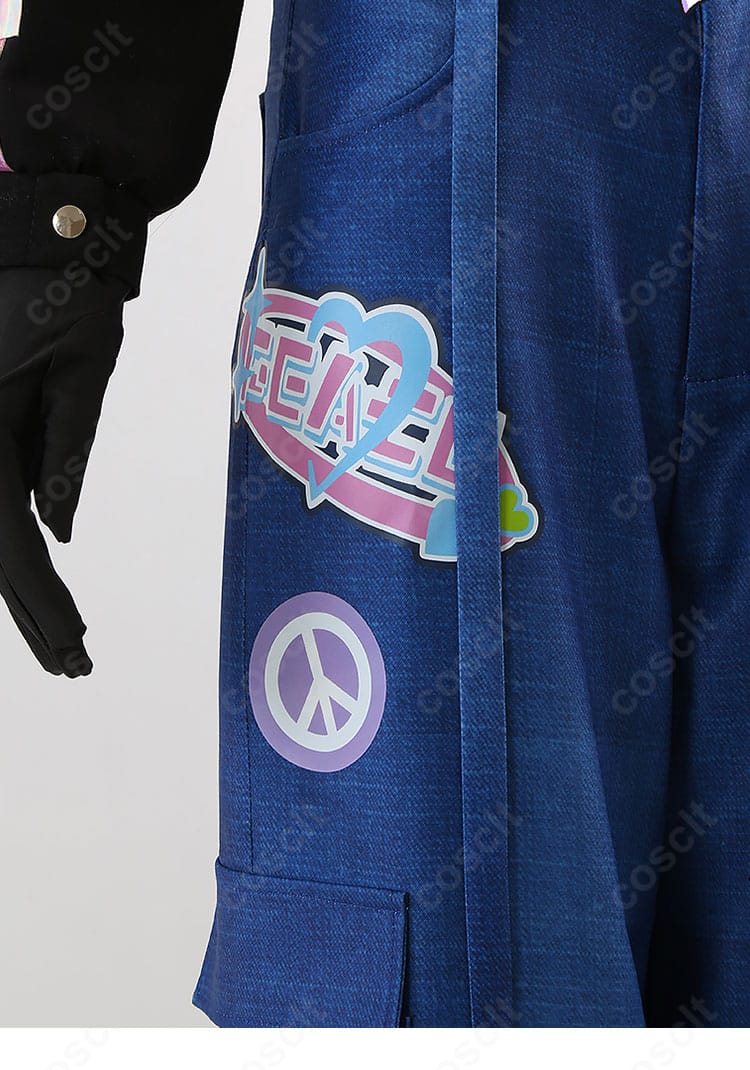 パンツ部分の装飾アップ写真。細部まで再現されたこだわりが感じられます。