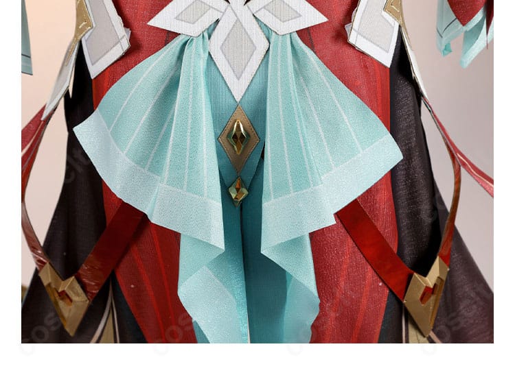 レム衣装の背面宝石装飾|クリスマスをイメージした宝石の飾り