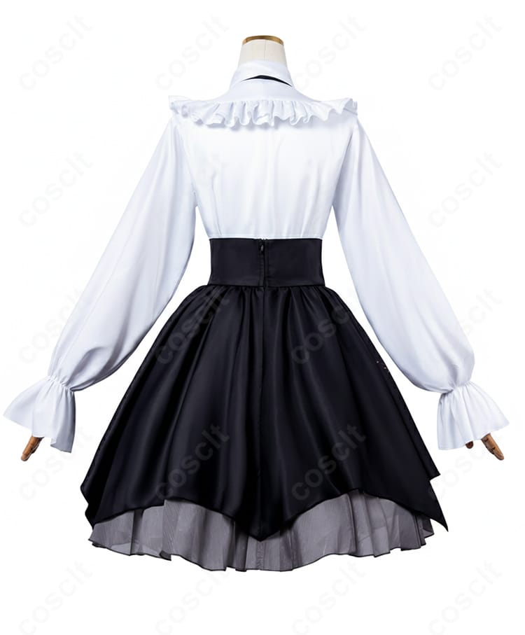 ヴラディレーナ・ミリーゼ コスプレ衣装の背面図|後ろ姿のディテールも完璧に再現