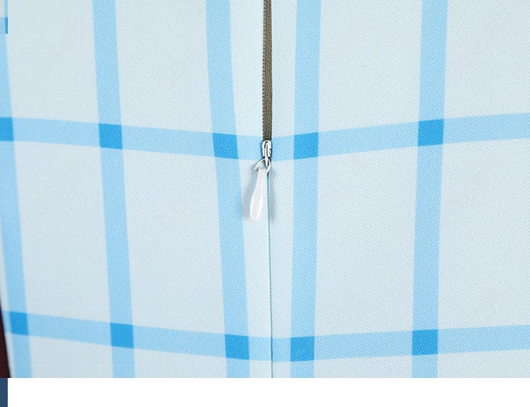 ラブライブ!サンシャイン!! 15周年記念衣装の背面ジッパーディテール