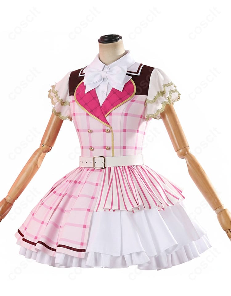ラブライブ!15周年記念μ'sコスプレ衣装の側面図。衣装の美しいラインと細部がしっかりと確認できる。