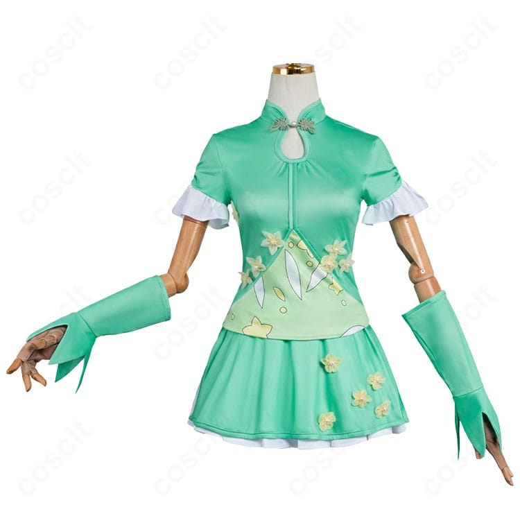 メダリスト 結束いのり コスプレ衣装 正面|トップスとスカートのデザインが分かる全身写真