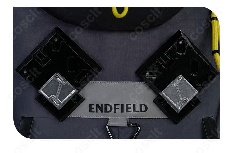 管理人(女)初期衣装 コスプレ衣装 外套背面の装飾ディテール(ライン・パーツ)