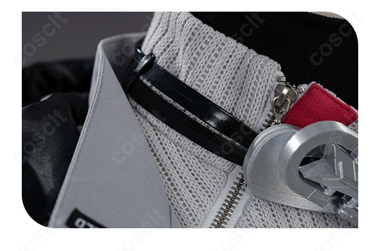 管理人(女)初期衣装 コスプレ衣装の領口装飾アップ(首元ディテール)