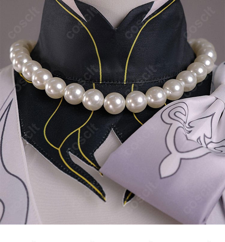 ダリア コスプレ衣装 ネックレス細部｜首元を彩るアクセサリーの質感