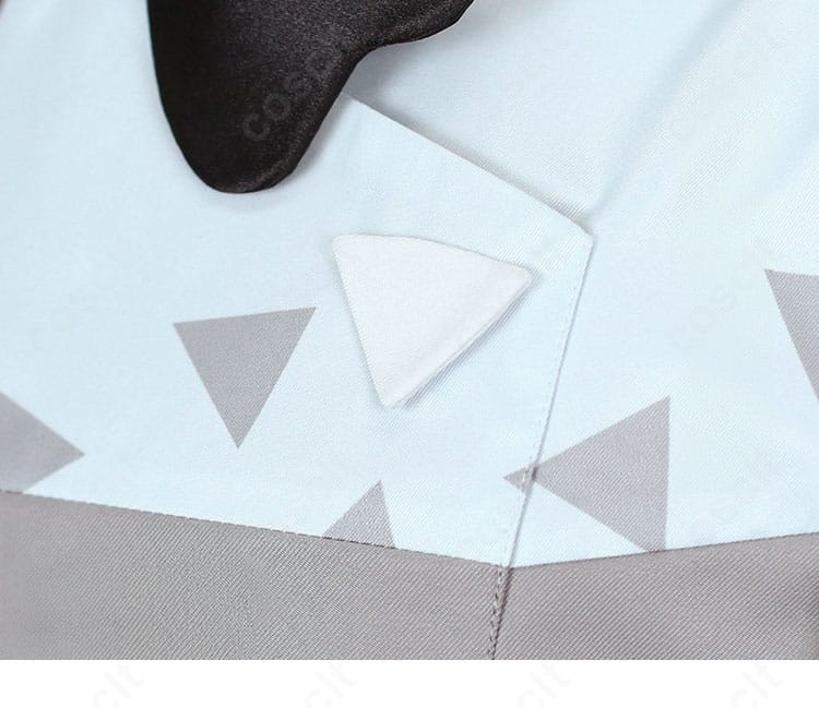 グリ コスプレ衣装 胸元装飾ディテール｜キャラクター再現度を高めるポイント