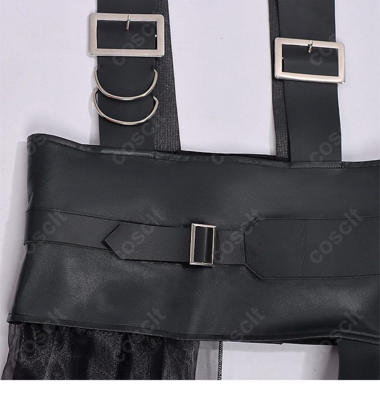 酒寄彩葉 コスプレ衣装の紐デザイン装飾｜キャラクターらしさを引き立てるポイント