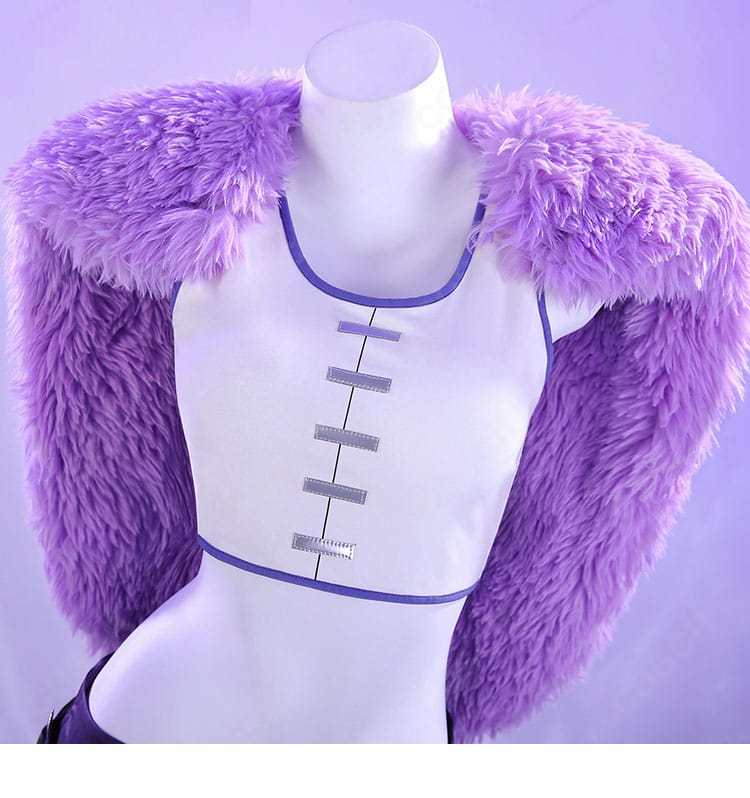 ニコ・ロビン エルバフ編 コスプレ衣装 領口装飾ディテール｜上品さを引き立てる繊細なデザイン