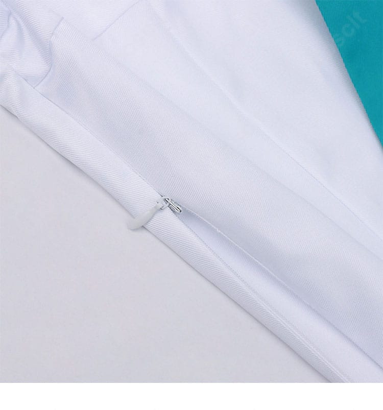 ファスナー金具と縫製のディテール（超かぐや姫！ 酒寄彩葉 制服）