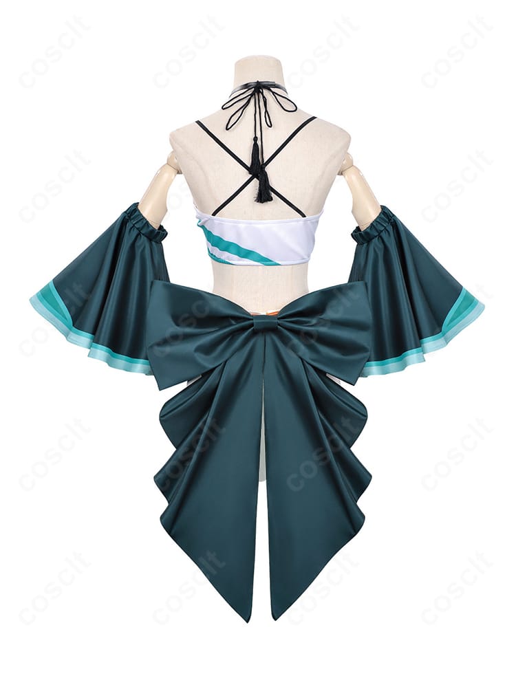 超かぐや姫 月見ヤチヨ風コスプレ衣装の背面。大きな蝶結びと帯の配置、背中のラインを詳細に表示。