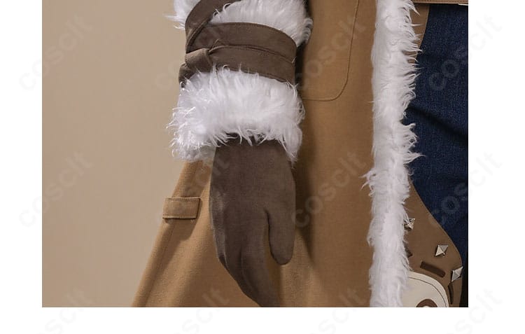 袖口とポケット付近の装飾ディテール。カフスの形状とステッチ感が伝わるカット。