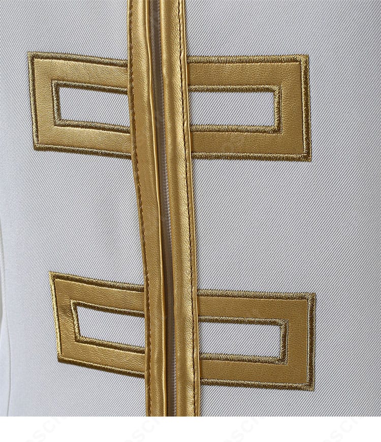 今井信女 見廻組副長 制服コスプレの前立て装飾ディテール。ボタンと縁取りの近接写真