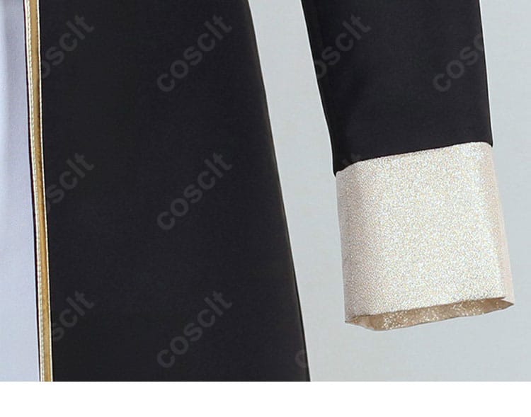 袖口の装飾ディテール。カフの切替とボタン配置を明確化