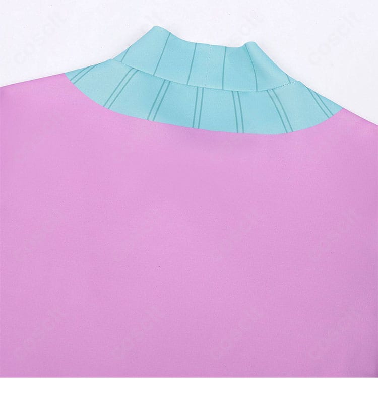 カヤのコスプレ衣装・背面装飾の近接ディテール