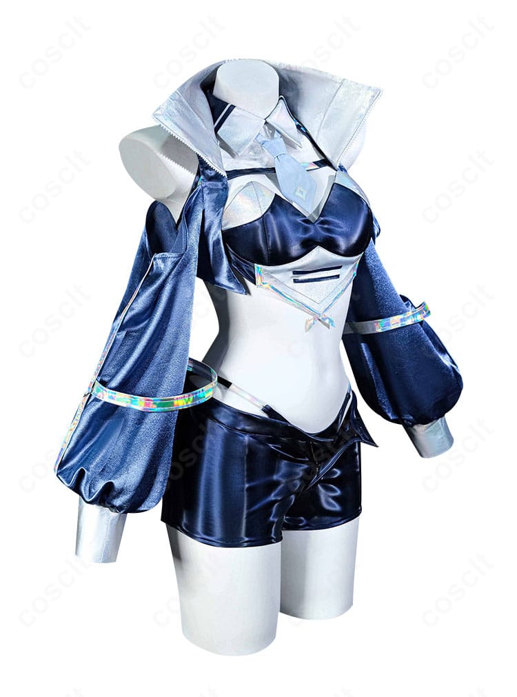 ニュージャージー コスのコートとパンツのシルエット側面