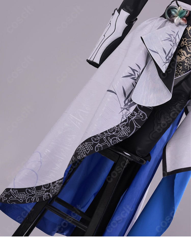 衣裾のライン・パイピング・生地端処理のディテール