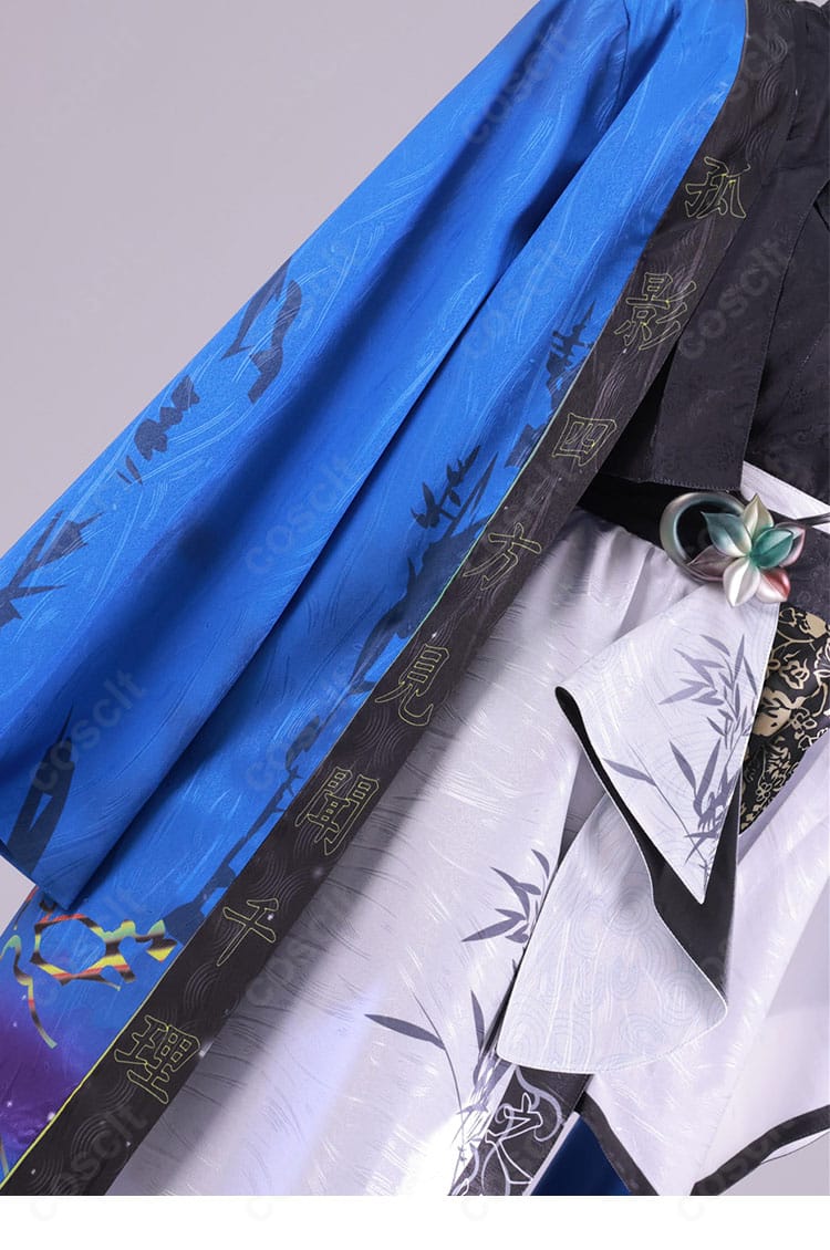 外套の前立て装飾・金具・プリントの近接ディテール