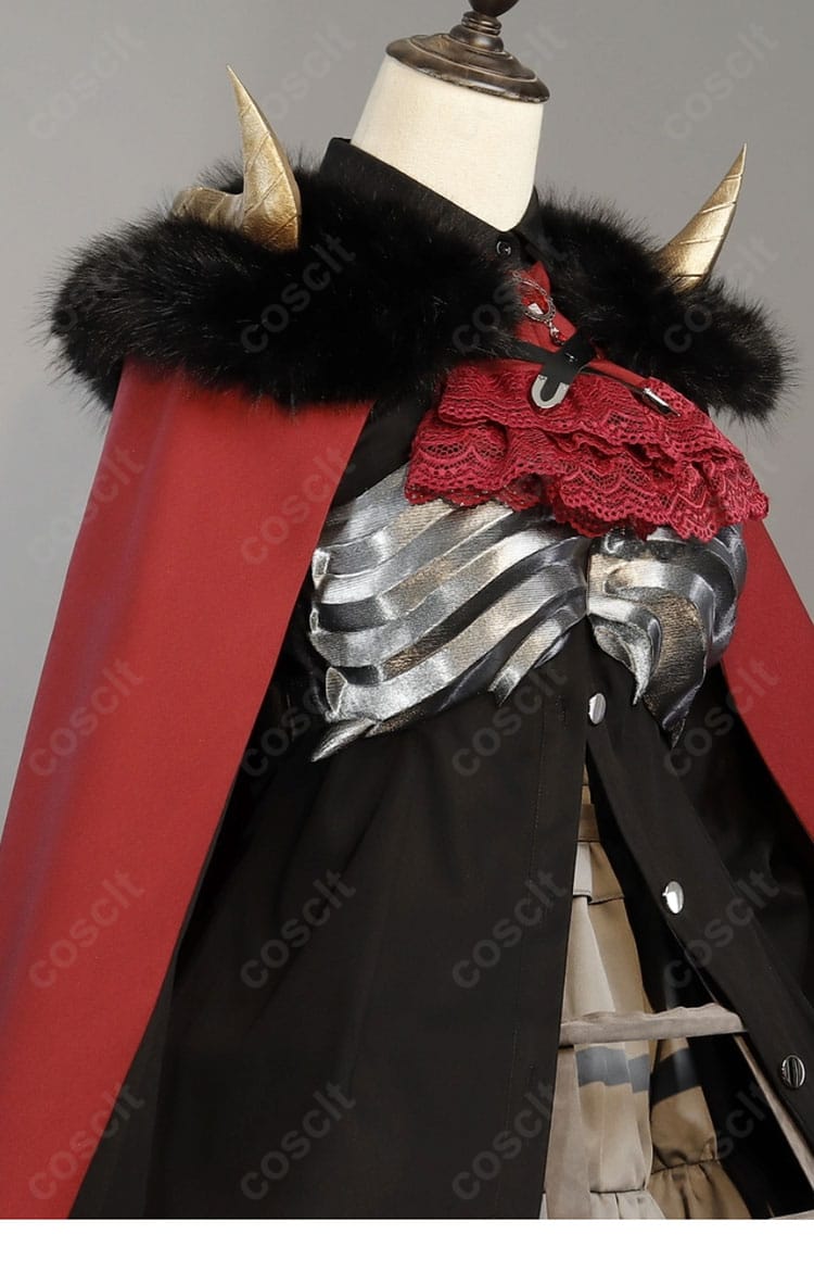 肩飾りのディテールアップ（フェイクファーと装飾パーツの質感）