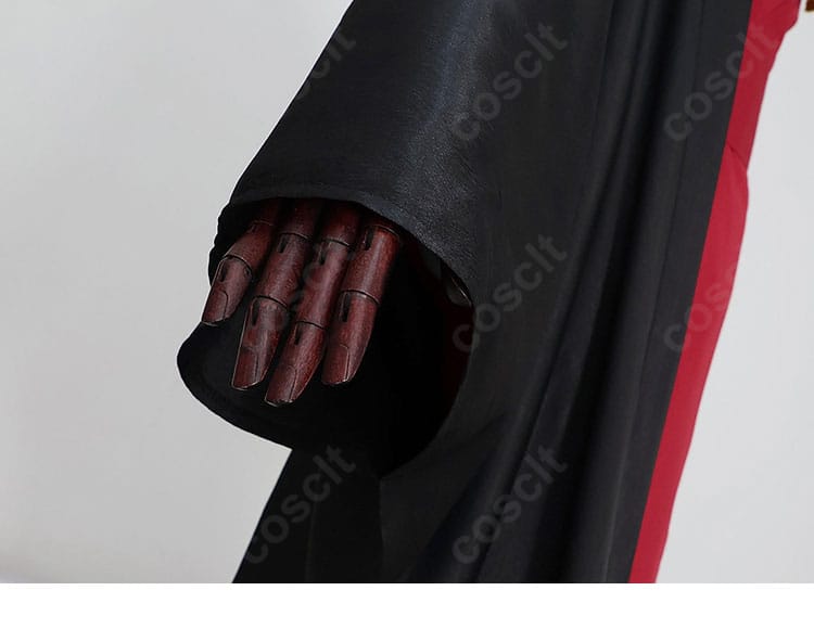 童磨 幼少期コスプレ衣装の袖装飾ディテール。袖口の形状と生地感、動きに伴うドレープが分かる画像。