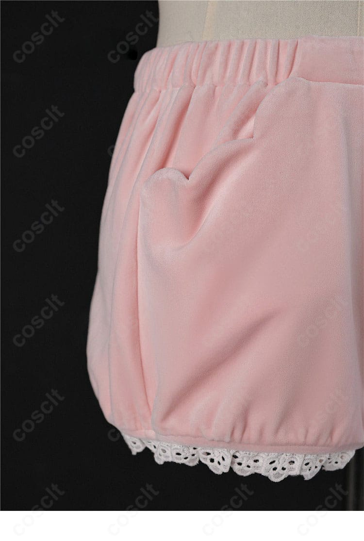 ショートパンツの前面ディテールと縫製の拡大