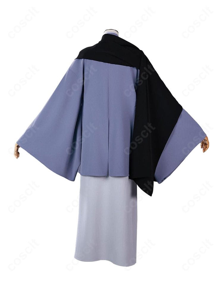 巴衛コス・尻尾アクセの質感と取り付け位置を示すカット