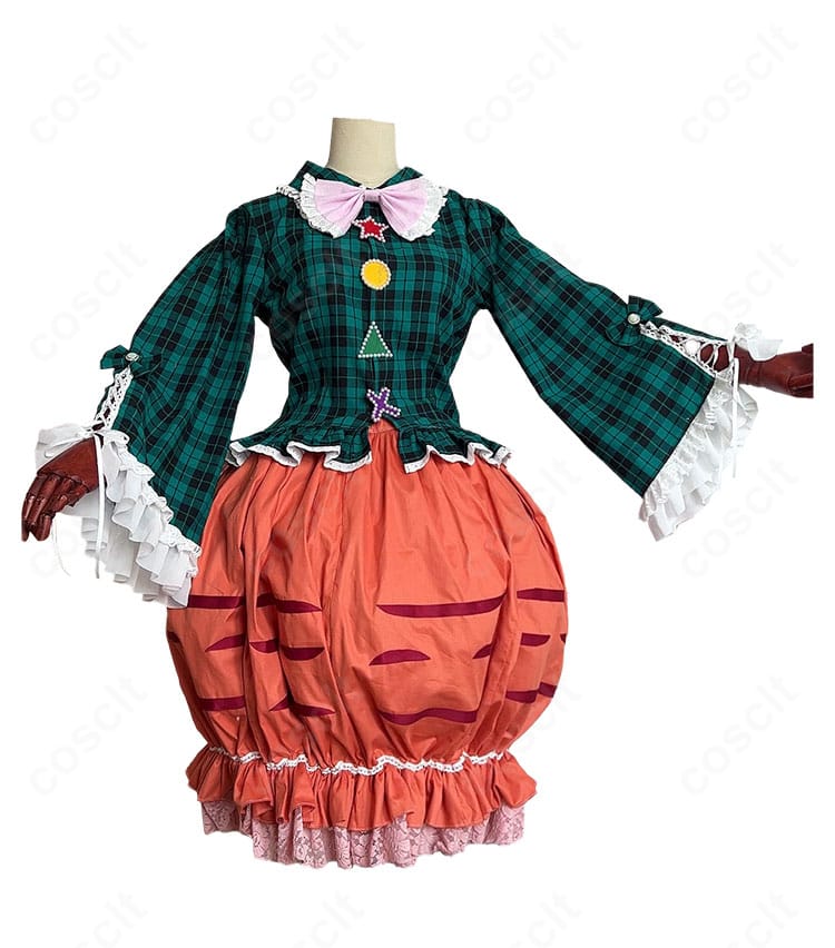 東方Project 秦こころ アレンジ衣装の正面全身。ハリ感ある生地と上品な和風テイスト、トップス+スカート+蝶結びのセット構成が分かる写真