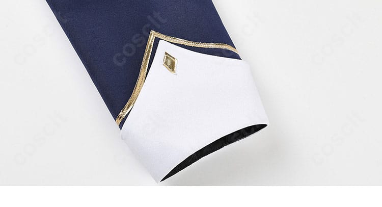 袖口:カフス周りの意匠とステッチのアップ