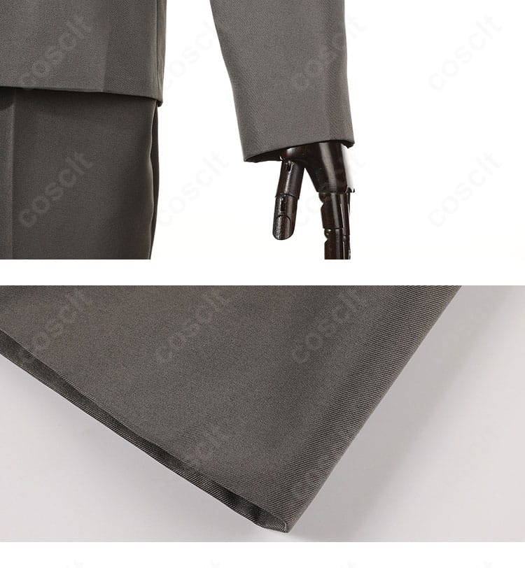 袖口の装飾ディテール。カフの形状と端の縫い目が分かるクローズアップ