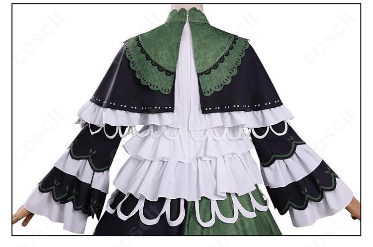 ケープ風ショルダー装飾のアップ|遠野ハンナ衣装のアクセント