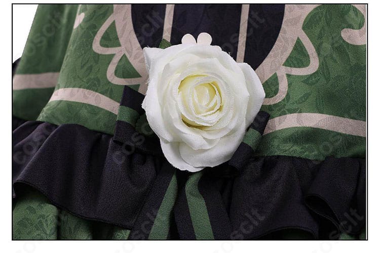 スカート右側の白い花飾りディテール|遠野ハンナ衣装