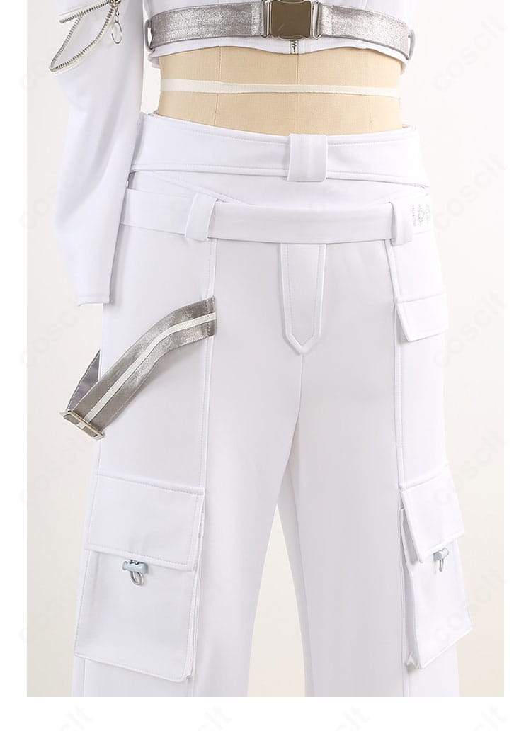 巡音ルカ アクセラレイト衣装のパンツ装飾ディテール。ステッチと裾の仕上げを拡大