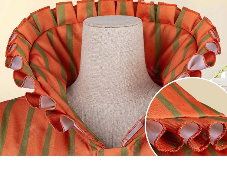 ワンピースのシルエットと丈感が分かる全身サイドビュー