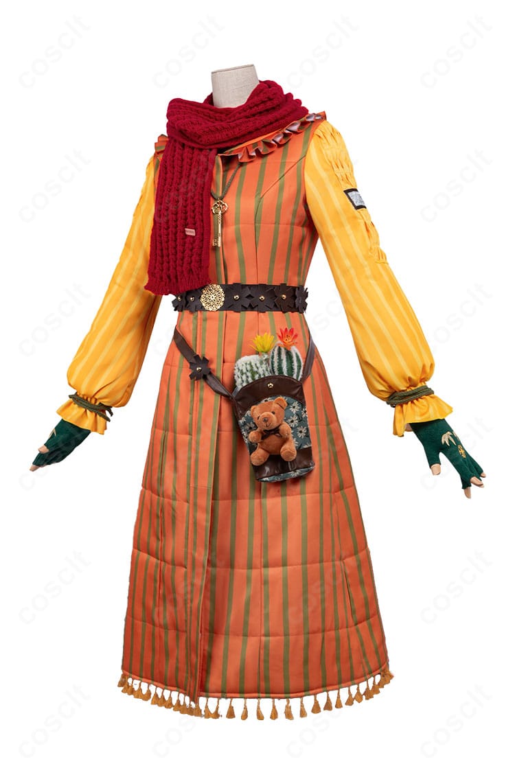 エマ・ウッズ『暖かい冬の記憶』ワンピースとマフラーのディテールアップ