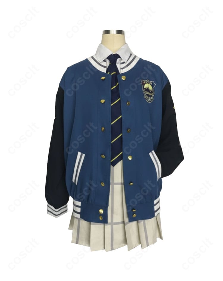 薄葉リツ 制服コスプレのバックスタイル。コートの直線的シルエットと裾ラインを確認できる構図。