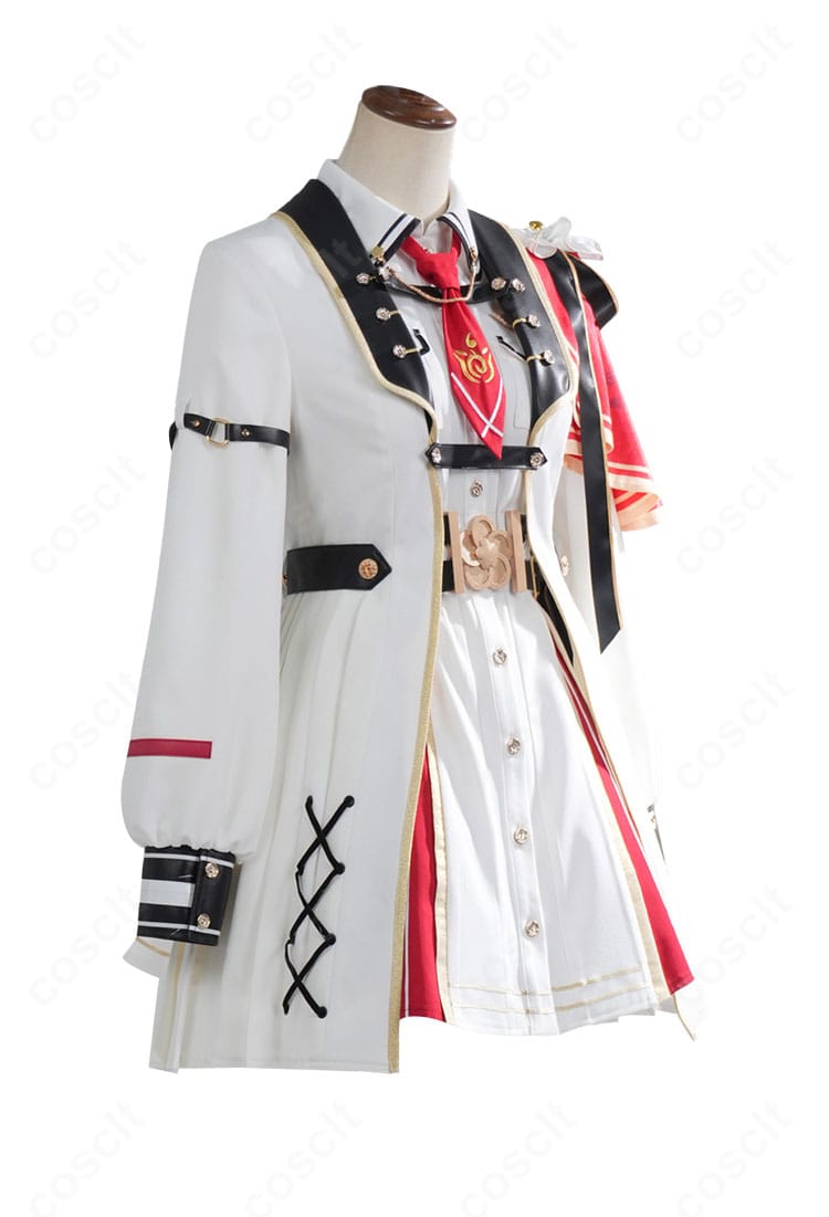 百鬼あやめ 新衣装(軍服)コスプレの上半身アップと生地の発色